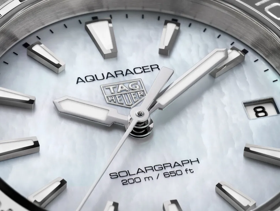 Uhren Für Damen-TAG Heuer Aquaracer PROFESSIONAL 200 SOLARGRAPH